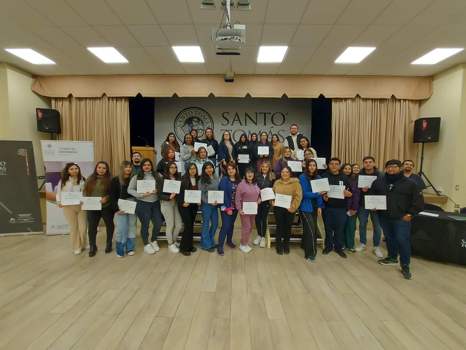 Egresados y Titulados del área de Salud de Santo Tomás Copiapó participaron en Jornada