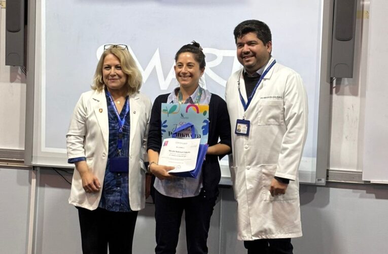 Investigadora del ITiSB UNAB fue premiada por el Hospital Carlos Van Buren de Valparaíso