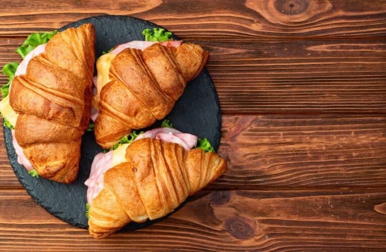 Croissants perfectos en casa: descubre cómo la tecnología PerfectCook 360° revoluciona la repostería