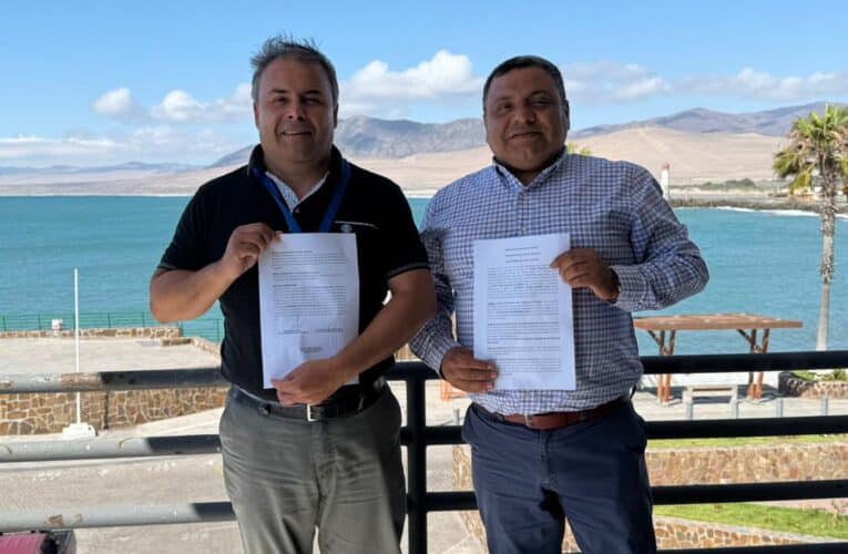 VALLENAR Y HUASCO FIRMAN ACUERDO PARA DOTAR DE AGUA POTABLE A CARRIZAL BAJO