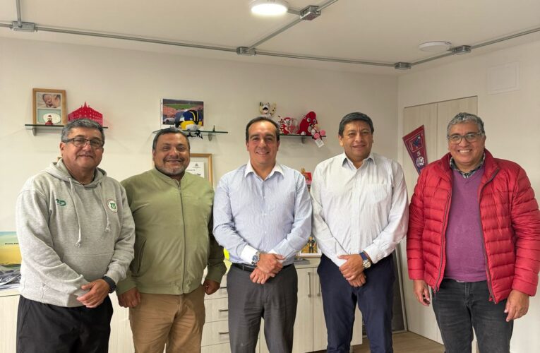 ALCALDE DE VALLENAR GESTIONA EXTENSIÓN DE CONVENIO PARA MEJORAS DEL ESTADIO NELSON ROJAS